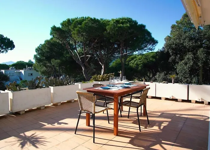 Berthos By Hr Costabrava